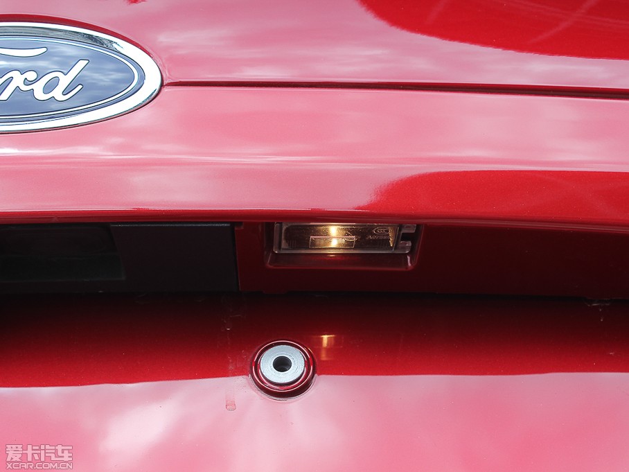 2013ɵϚW 2.0T GTDi240 A\