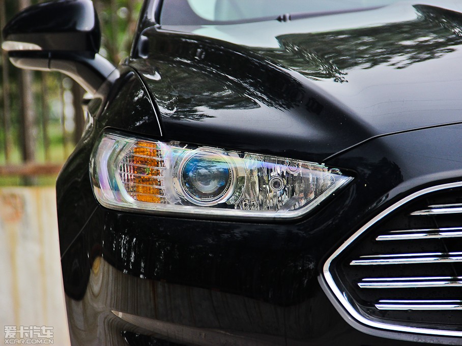 2013ɵϚW 1.5T GTDi180 r