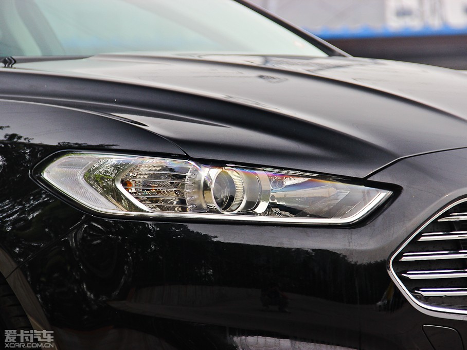 2013ɵϚW 1.5T GTDi180 r