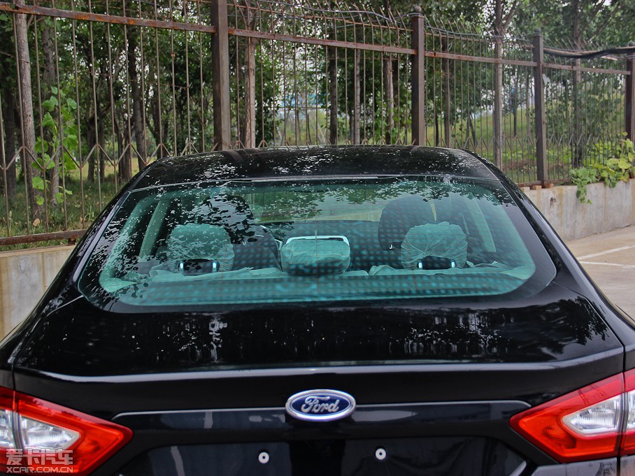 2013ɵϚW 1.5T GTDi180 r