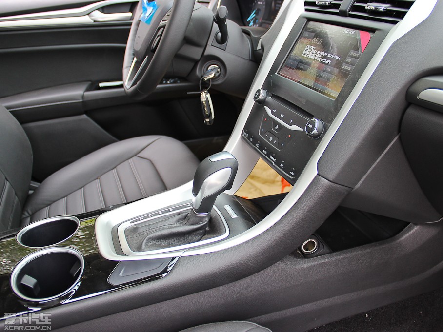 2013ɵϚW 1.5T GTDi180 r