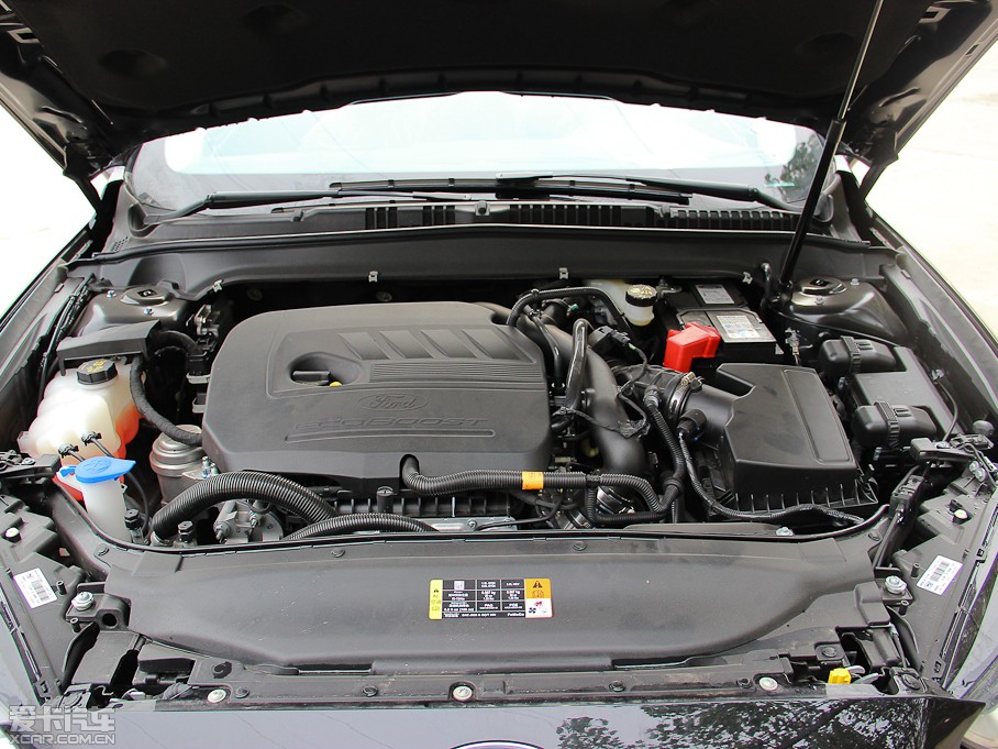 2013ɵϚW 1.5T GTDi180 r