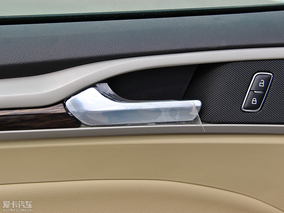 2013ɵϚW 2.0T GTDi200 A