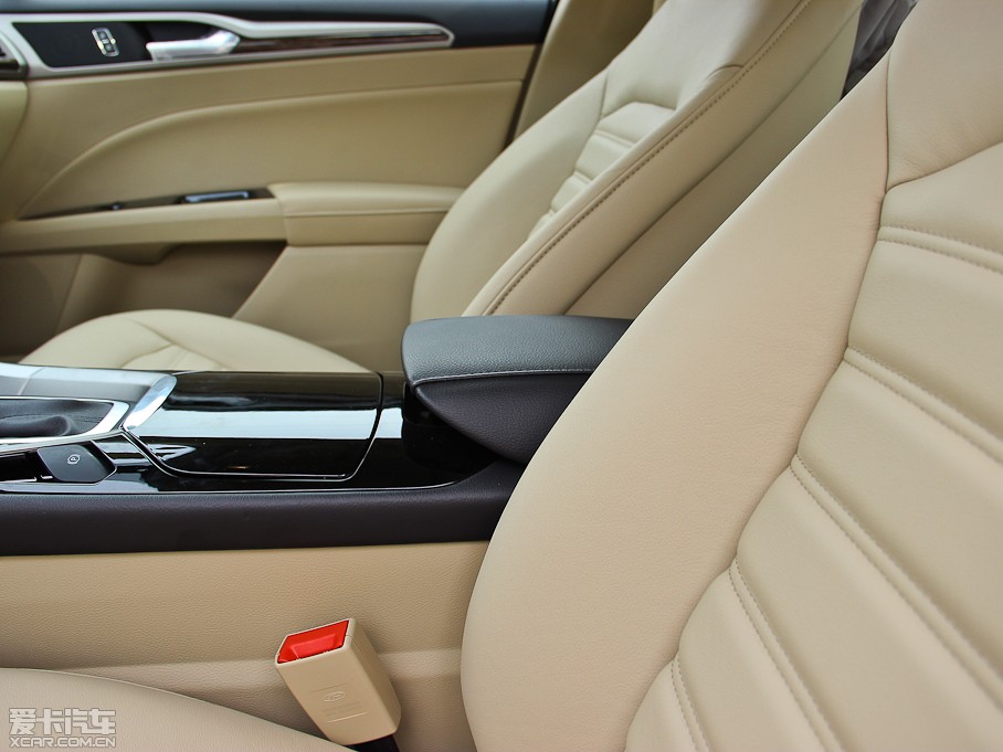 2013ɵϚW 2.0T GTDi200 A