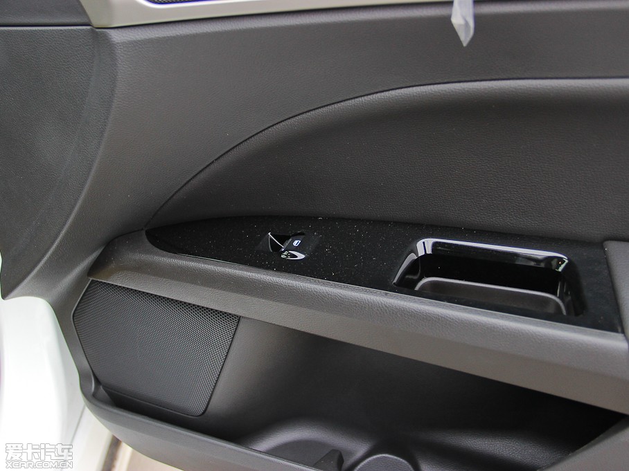 2013ɵϚW 2.0T GTDi200 r