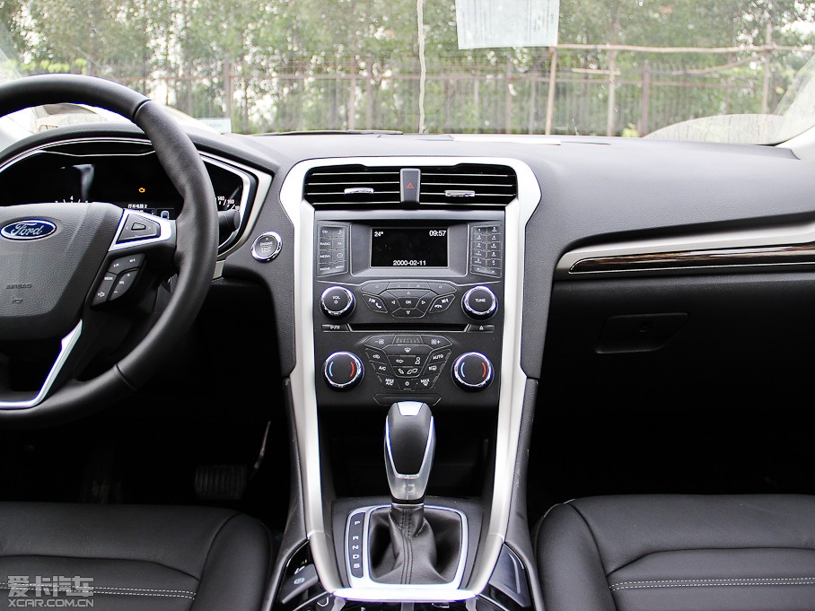 2013ɵϚW 2.0T GTDi200 r