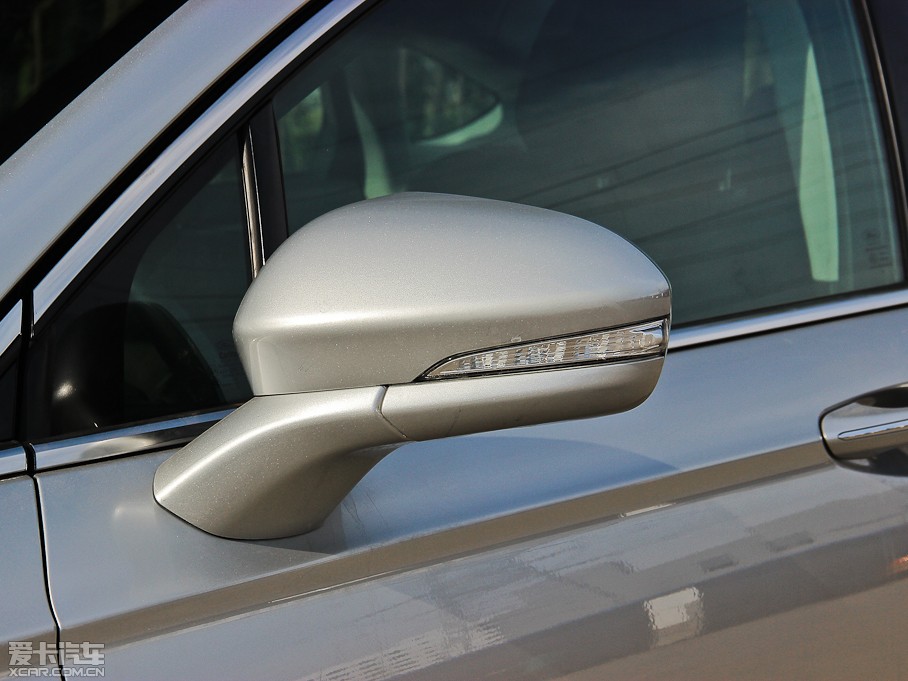 2013ɵϚW 2.0T GTDi240 Ş