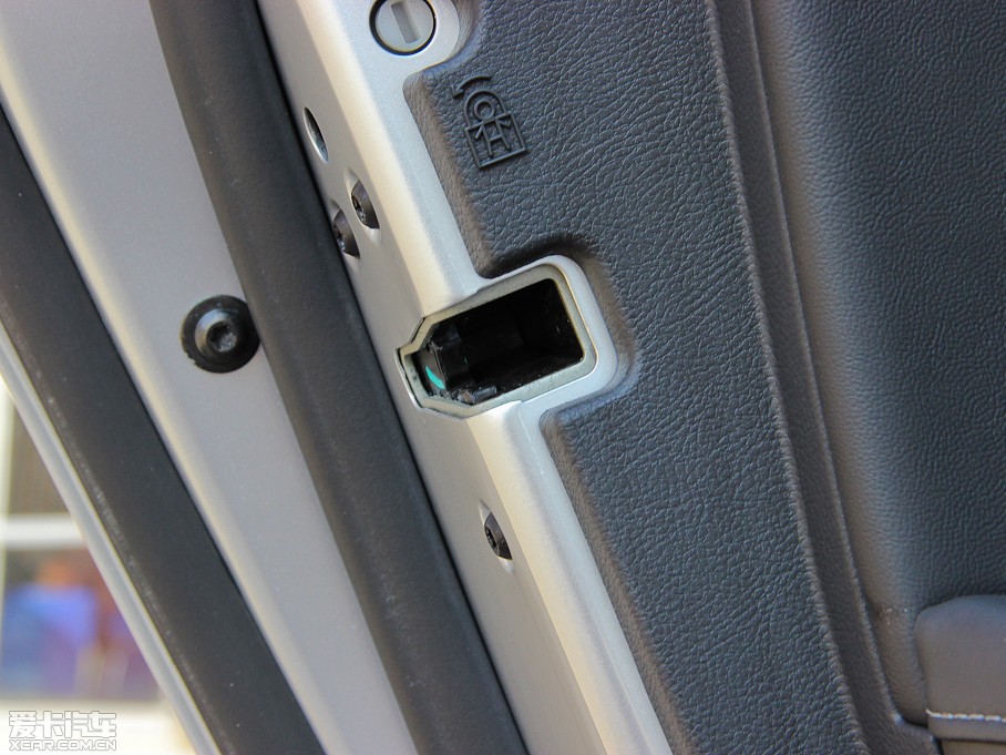 2013ɵϚW 2.0T GTDi240 Ş