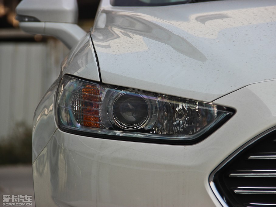 2013ɵϚW 1.5T GTDi180 m