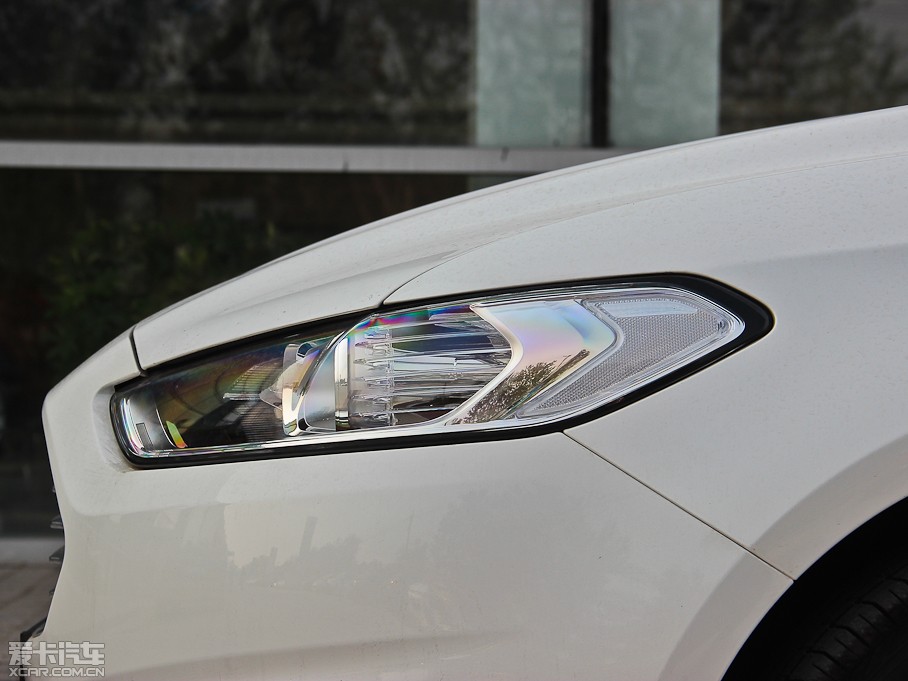 2013ɵϚW 1.5T GTDi180 m