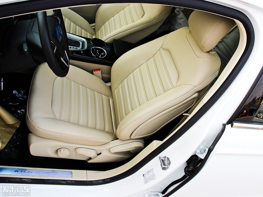 2013ɵϚW 1.5T GTDi180 m