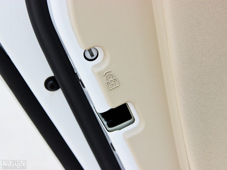 2013ɵϚW 1.5T GTDi180 m