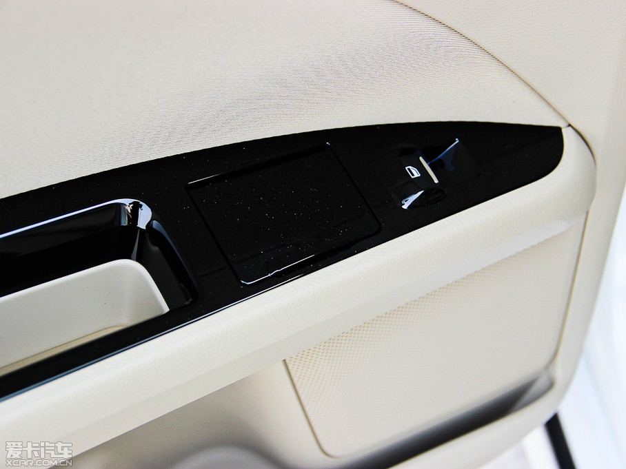 2013ɵϚW 1.5T GTDi180 m