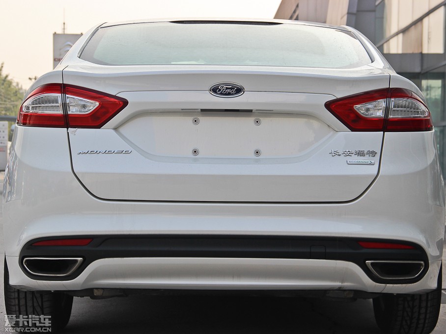 2013ɵϚW 1.5T GTDi180 m