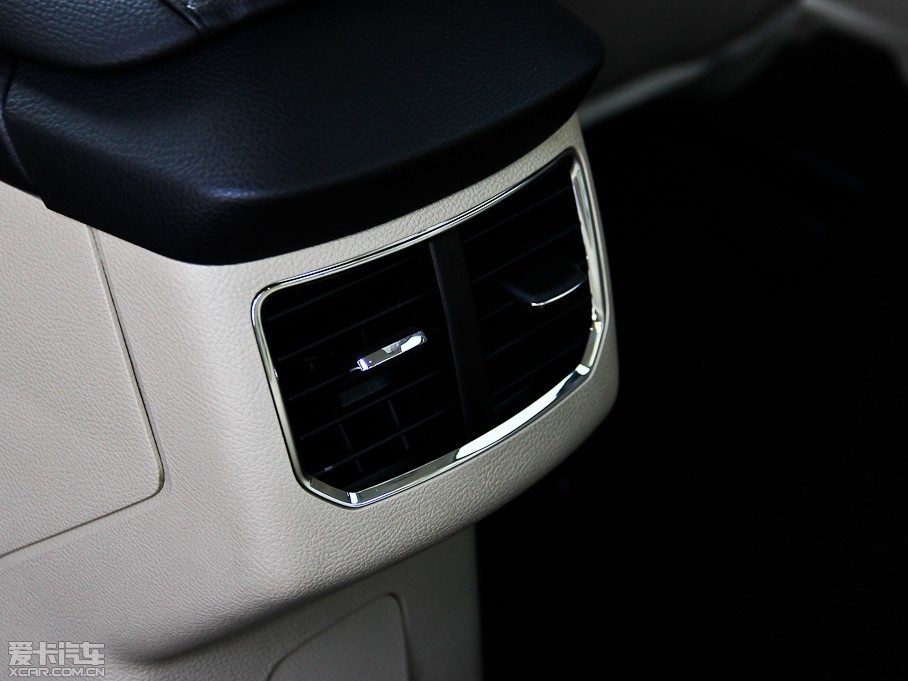 2013ɵϚW 1.5T GTDi180 m