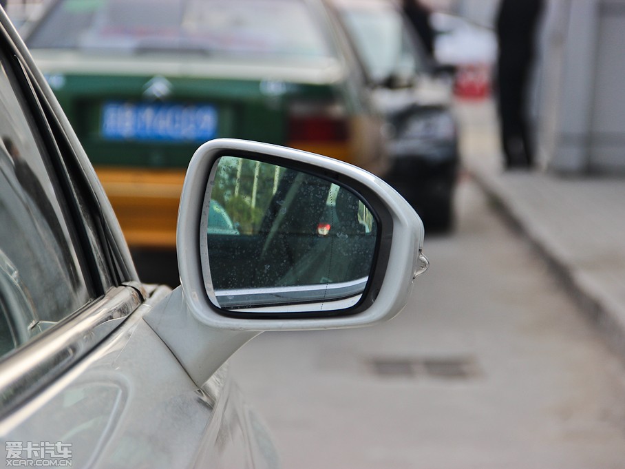 2013ɵϚW 1.5T GTDi180 m