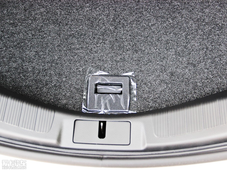 2013ɵϚW 1.5T GTDi180 m