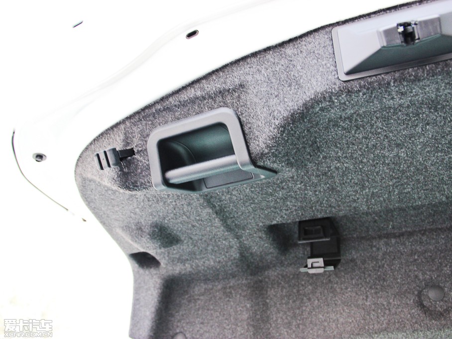 2013ɵϚW 1.5T GTDi180 m