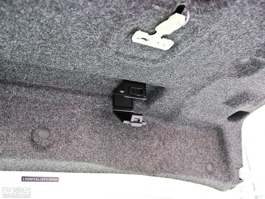 2013ɵϚW 1.5T GTDi180 m