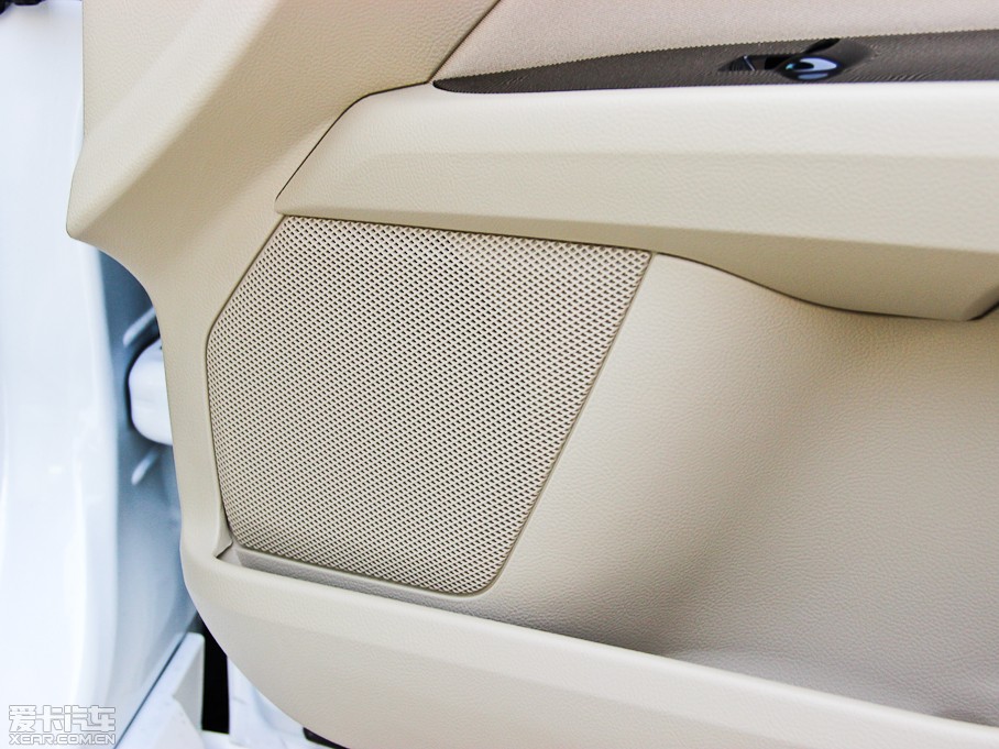 2013ɵϚW 1.5T GTDi180 m