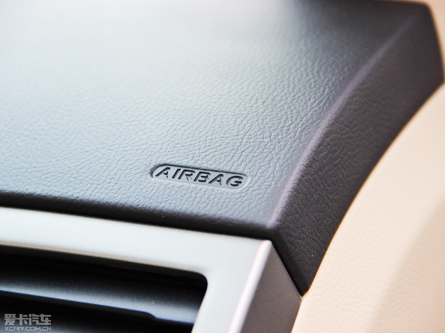 2013ɵϚW 1.5T GTDi180 m