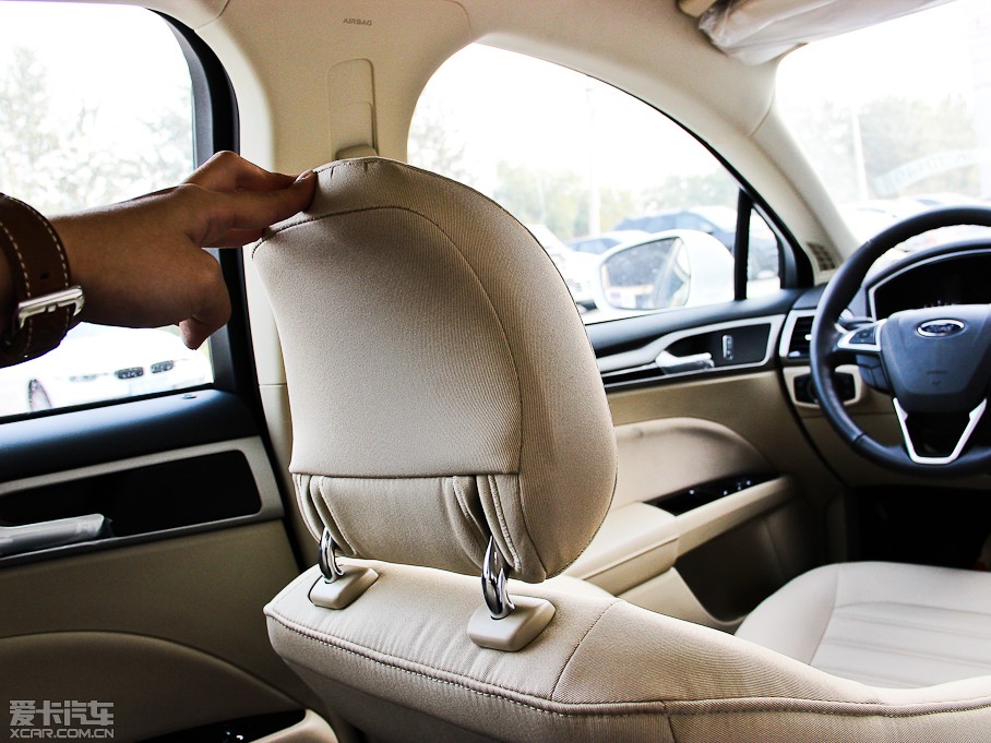 2013ɵϚW 1.5T GTDi180 m