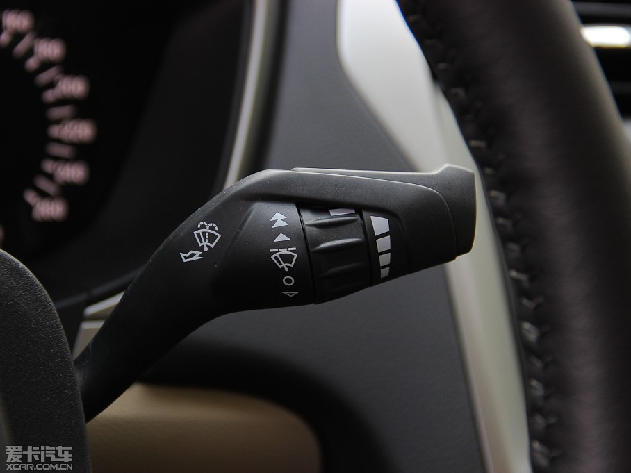 2013ɵϚW 1.5T GTDi180 m