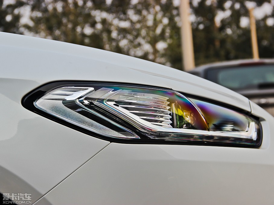 2013ɵϚW 2.0T GTDi240 