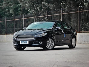 長安福特2013款新蒙迪歐