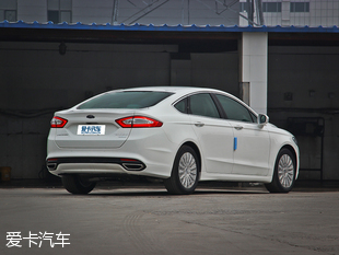 長安福特2013款新蒙迪歐