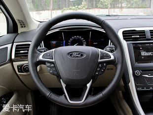 長安福特2013款新蒙迪歐