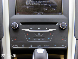 長安福特2013款新蒙迪歐