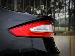 20131.5T GTDi180 r ^