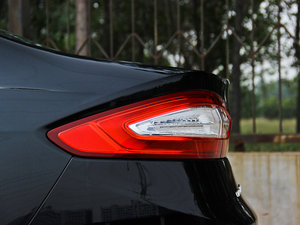 20131.5T GTDi180 r ^