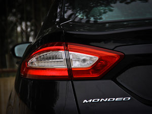 20131.5T GTDi180 r ^