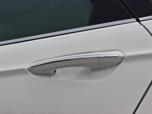2013款2.0T GTDi200 时尚型 细节外观