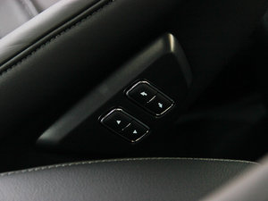 2013款2.0T GTDi240 至尊型 空间座椅