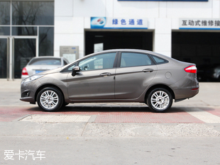 長安福特2013款嘉年華三廂