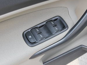 2013 1.5L ԄƷ {܇ƅ^	