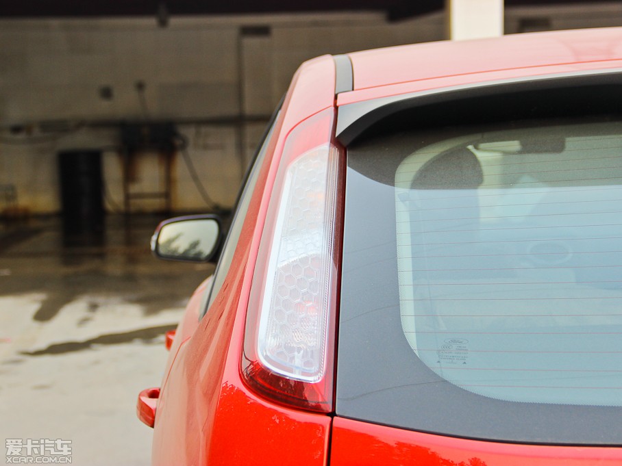 2013丣˹Ɏ 1.8L ԄӰfo