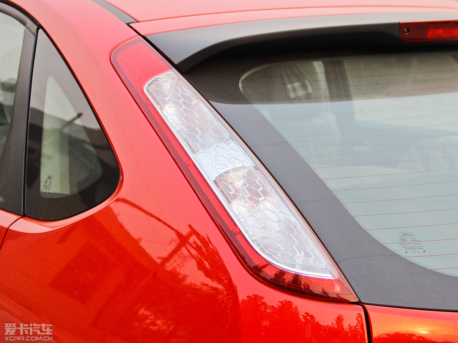 2013丣˹Ɏ 1.8L ԄӰfo