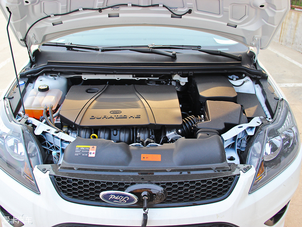 長安福特2013款經(jīng)典福克斯兩廂