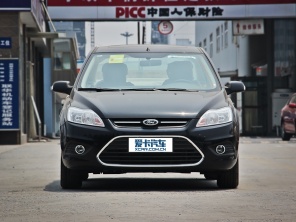 長安福特2013款經(jīng)典福克斯三廂