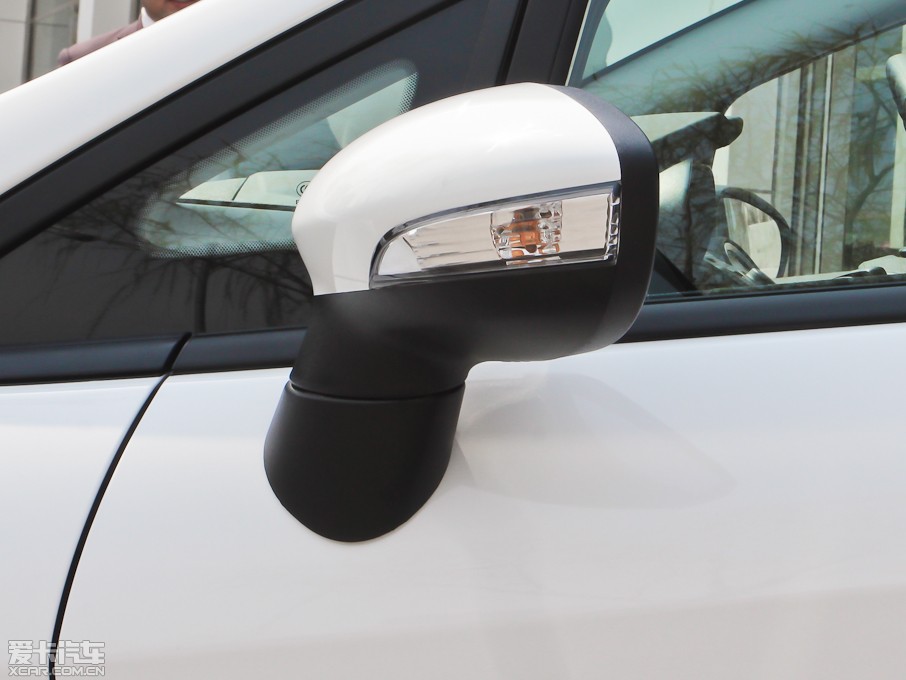 2013������A�Ɏ� �Ɏ� 1.5L �Ԅ�Ʒ����