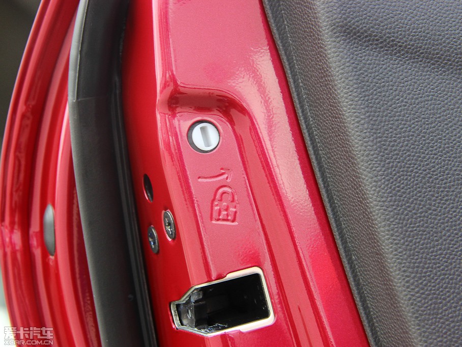 2013������A�Ɏ� �Ɏ� 1.5L �Ԅӕr����