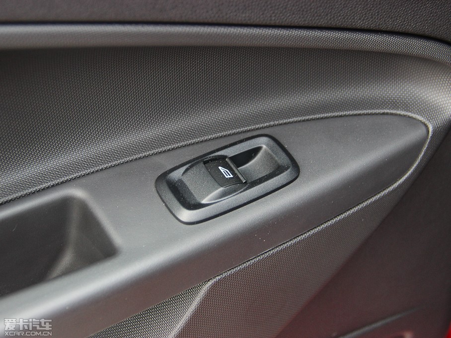 2013AɎ Ɏ 1.5L Ԅӕr