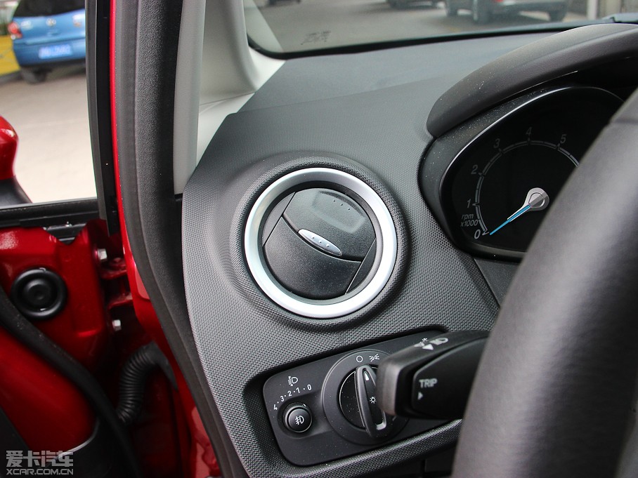 2013AɎ Ɏ 1.5L Ԅӕr