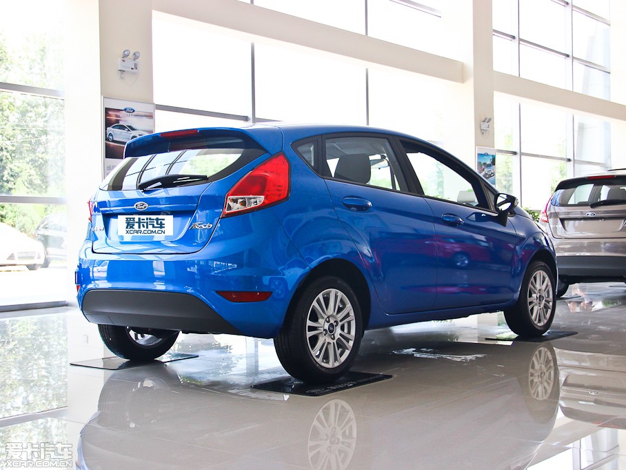 2013AɎ Ɏ 1.5L քӕr