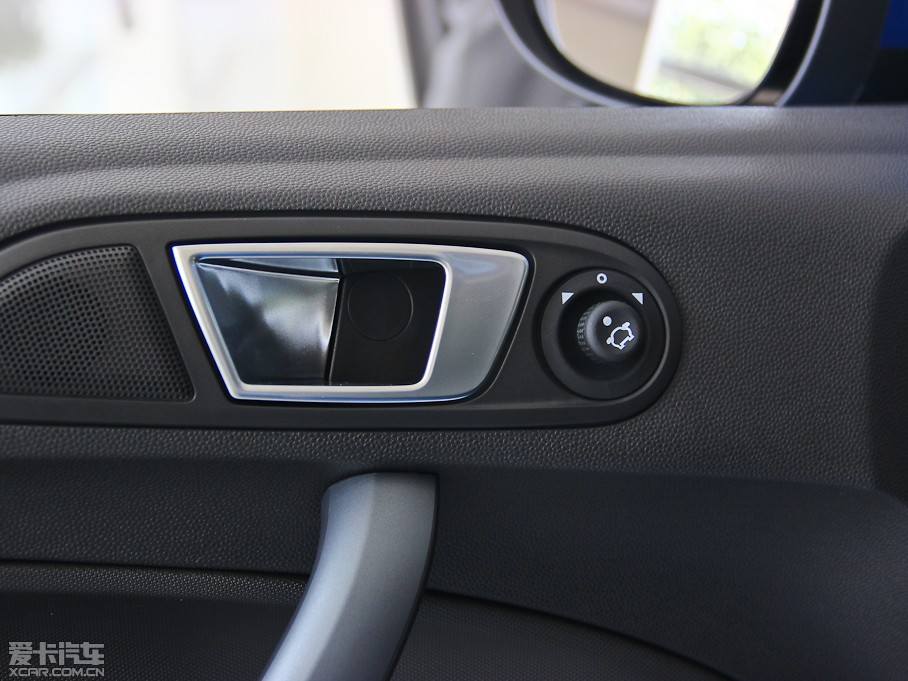 2013AɎ Ɏ 1.5L քӕr