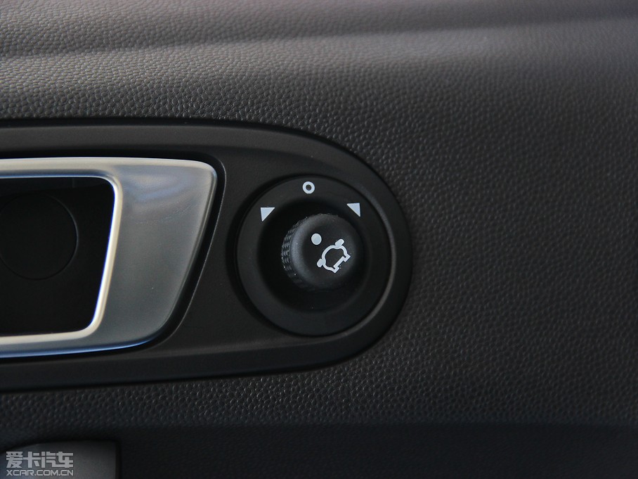 2013AɎ Ɏ 1.5L քӕr